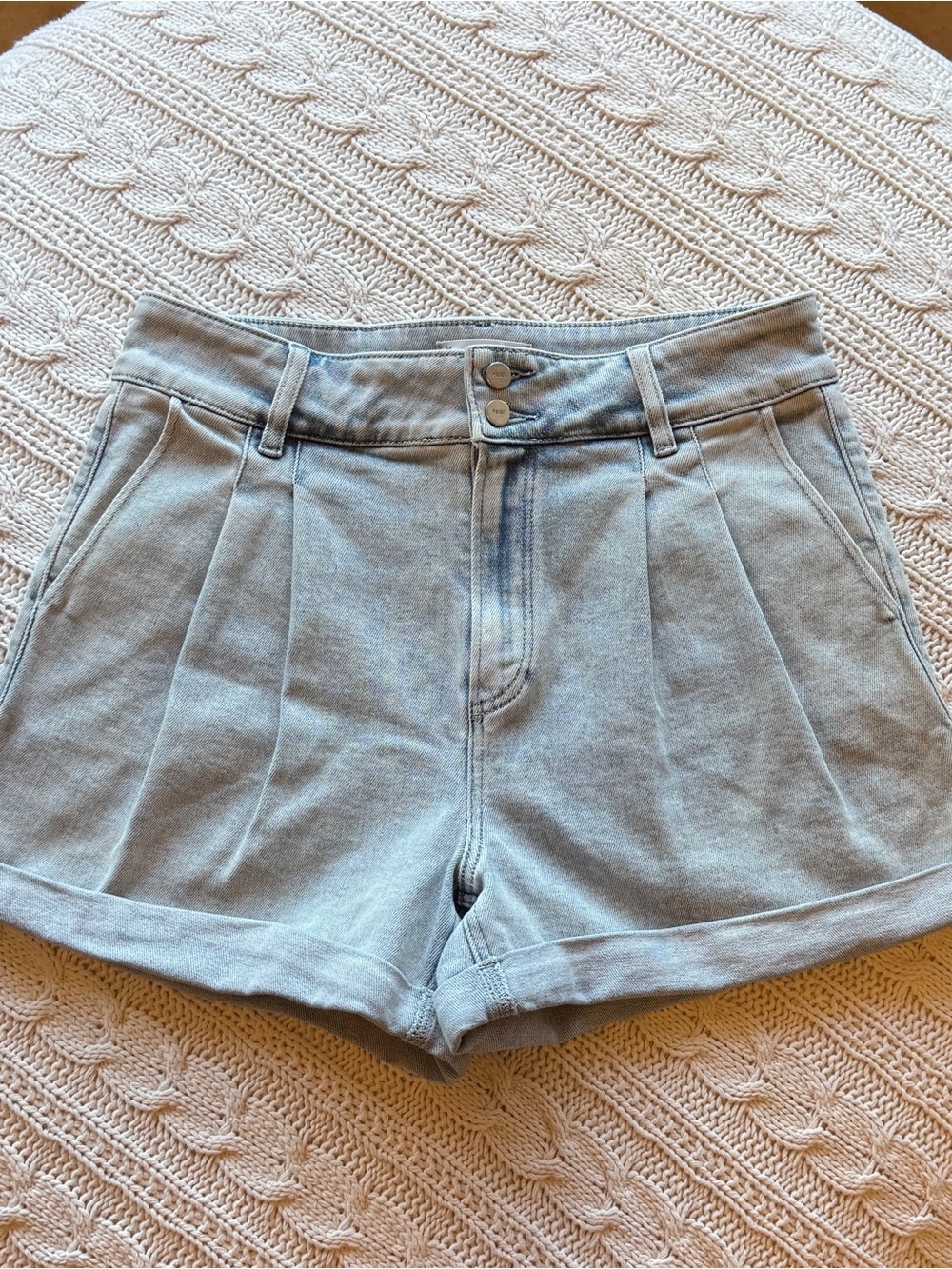 PAIGE Beth Shorts